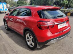 Mercedes GLA 200 Sport full