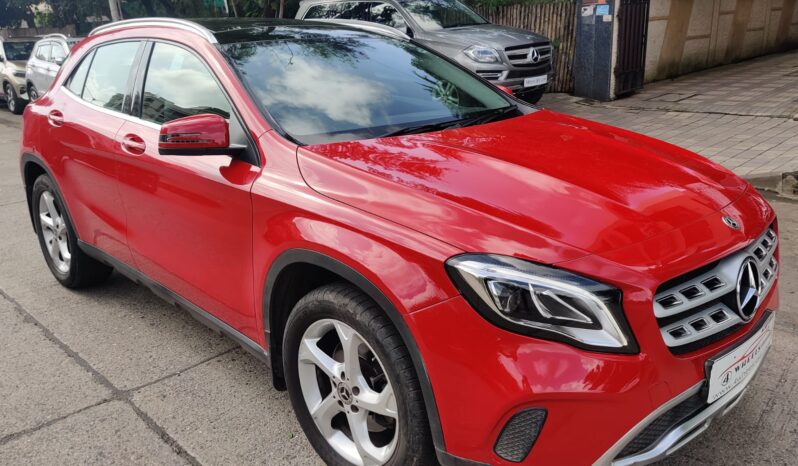 Mercedes GLA 200 Sport full