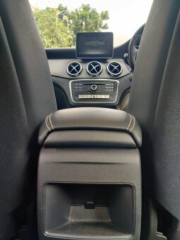 Mercedes GLA 200 Sport full