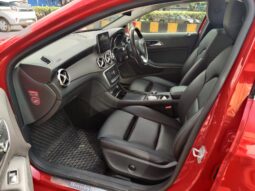 Mercedes GLA 200 Sport full