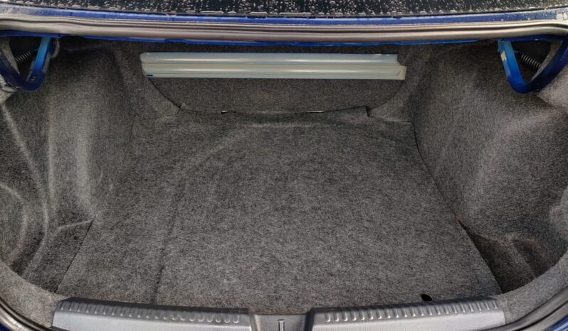 Volkswagen Vento 1.6 MPI AT Highline full