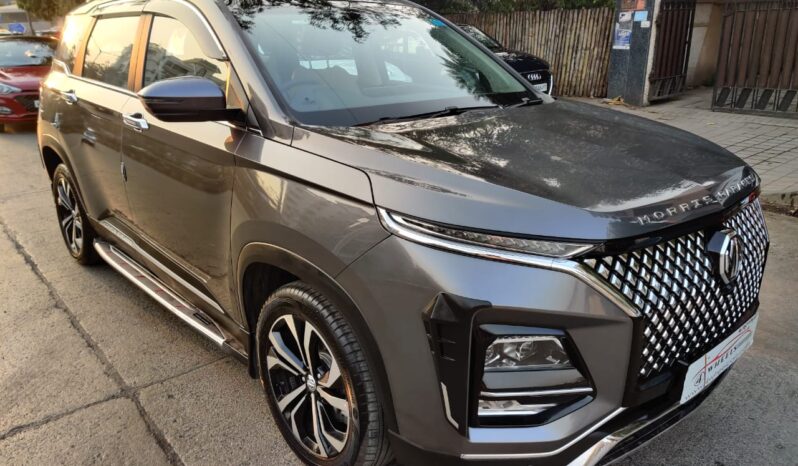 MG HECTOR  SAVVY PRO full