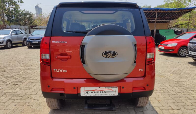 Mahindra TUV300 T10 7 Seater full