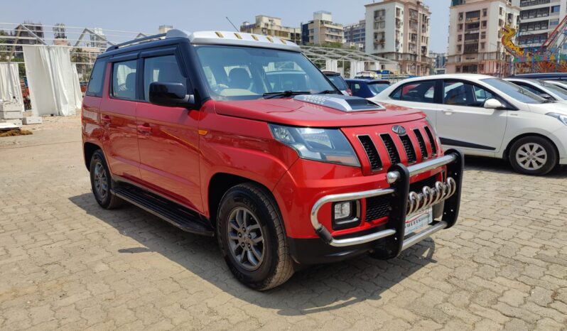 Mahindra TUV300 T10 7 Seater full