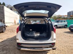 Mahindra XUV700 AX7 LUX PACK 7 STR full