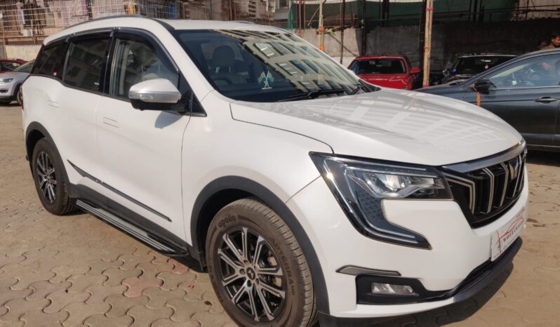 Mahindra XUV700 AX7 LUX PACK 7 STR full