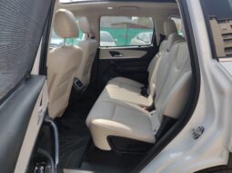 Mahindra XUV700 AX7 LUX PACK 7 STR full