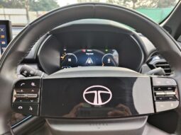 Tata Safari Accomplished Plus Dark full