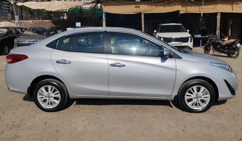 Toyota Yaris 1.5 VX CVT full