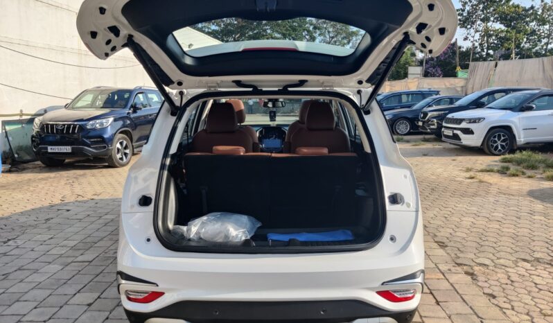 MG Hector Plus CVT Sharp full