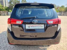 Toyota Innova Crysta 2.4 V 8STR full