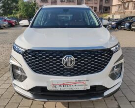 MG Hector Plus CVT Sharp