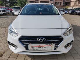 Hyundai Verna 1.6 VTVT SX+
