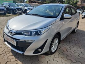 Toyota Yaris 1.5 VX CVT