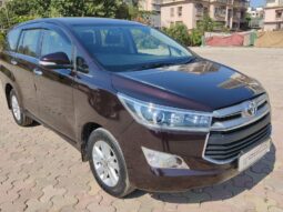 Toyota Innova Crysta 2.4 V 8STR full