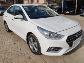 Hyundai Verna 1.6 VTVT SX+