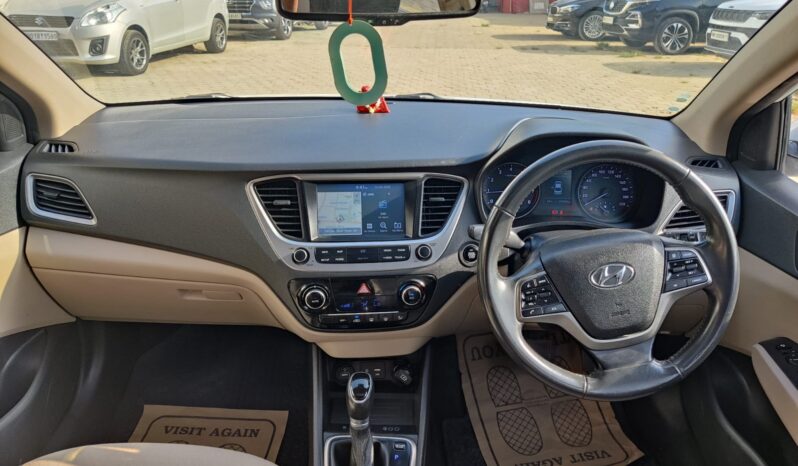 Hyundai Verna 1.6 VTVT SX+ full