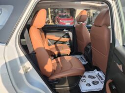 MG Hector Plus CVT Sharp full