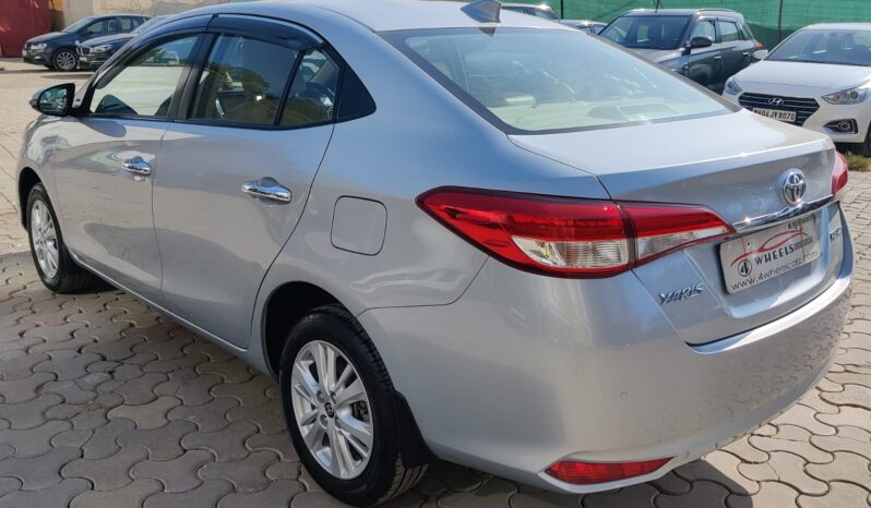 Toyota Yaris 1.5 VX CVT full