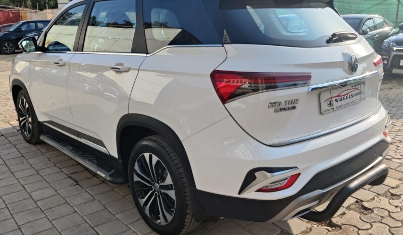 MG Hector Plus CVT Sharp full