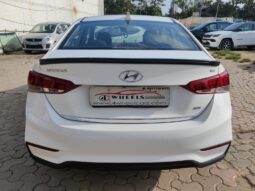 Hyundai Verna 1.6 VTVT SX+ full