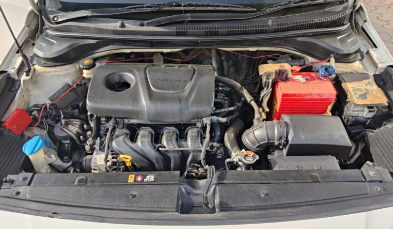 Hyundai Verna 1.6 VTVT SX+ full