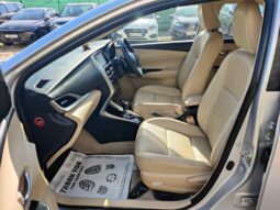 Toyota Yaris 1.5 VX CVT full
