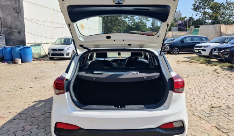 Hyundai i20 Asta CVT full