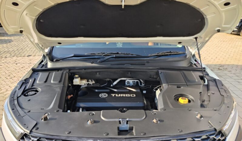 MG Hector Plus CVT Sharp full