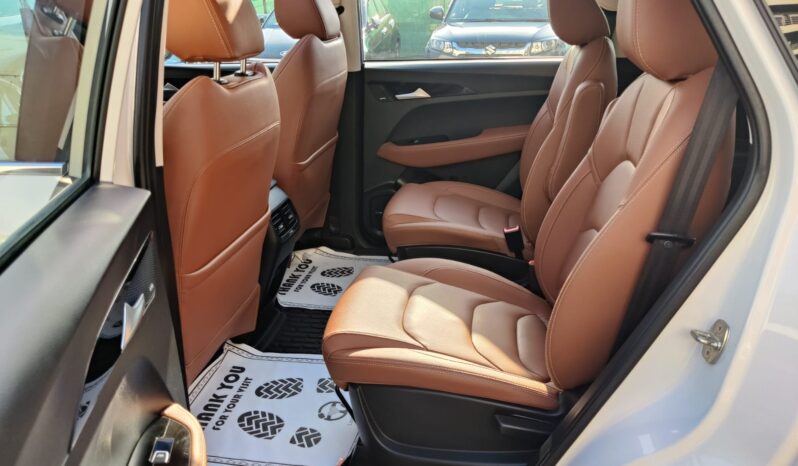 MG Hector Plus CVT Sharp full