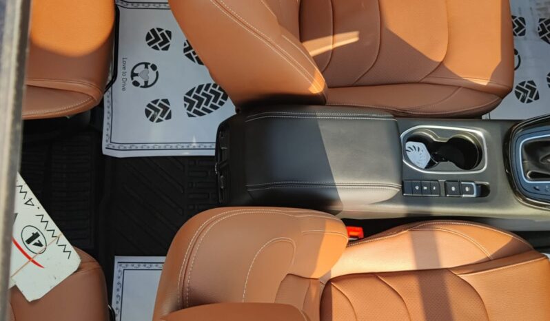 MG Hector Plus CVT Sharp full