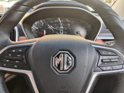 MG Hector Plus CVT Sharp full