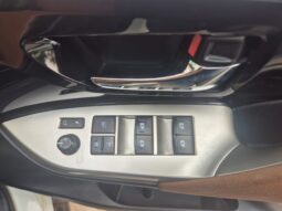Toyota Innova Crysta 2.4 Z full