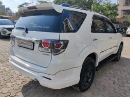 Toyota Fortuner 3.0 L 2WD full