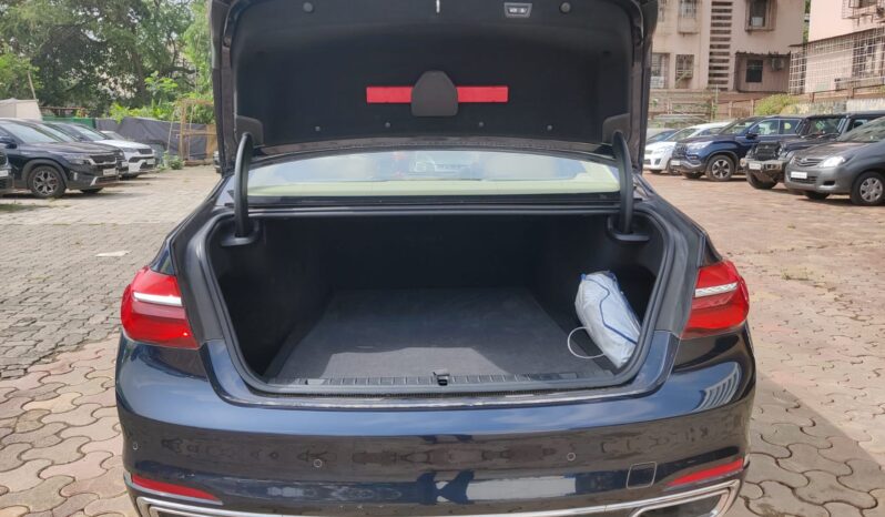 BMW 7 Series 730 LD Signature full