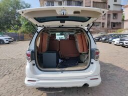 Toyota Fortuner 3.0 L 2WD full