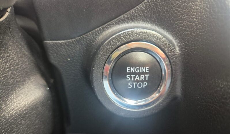 Toyota Innova Crysta 2.4 Z full