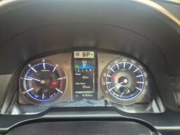 Toyota Innova Crysta 2.4 Z full