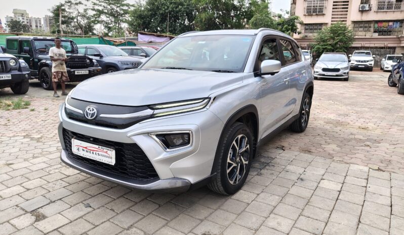Toyota Urban Cruiser Hyryder V Hybrid full