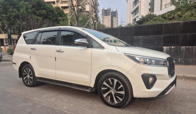 Toyota Innova Crysta 2.4 Z full