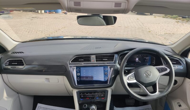 Volkswagen Tiguan 2.0 Tsi Elegance full