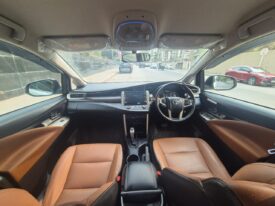 Toyota Innova Crysta 2.4 Z