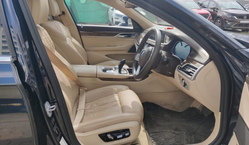 BMW 7 Series 730 LD Signature full