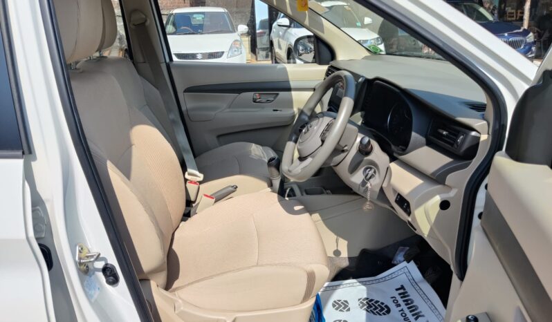 Maruti Ertiga VXI{O} full