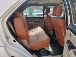 Toyota Fortuner 3.0 L 2WD full