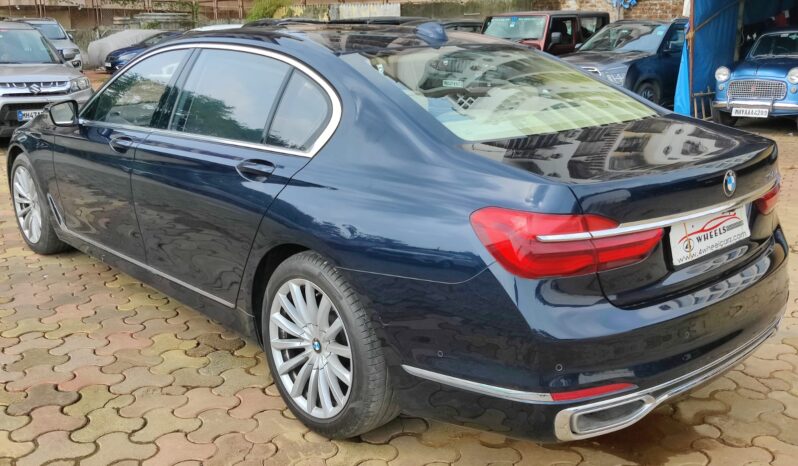 BMW 7 Series 730 LD Signature full