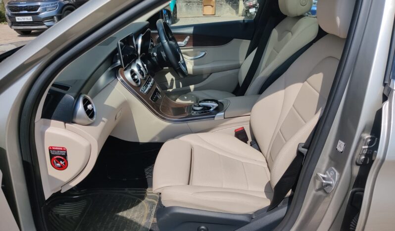 Mercedes C Class C220 D full