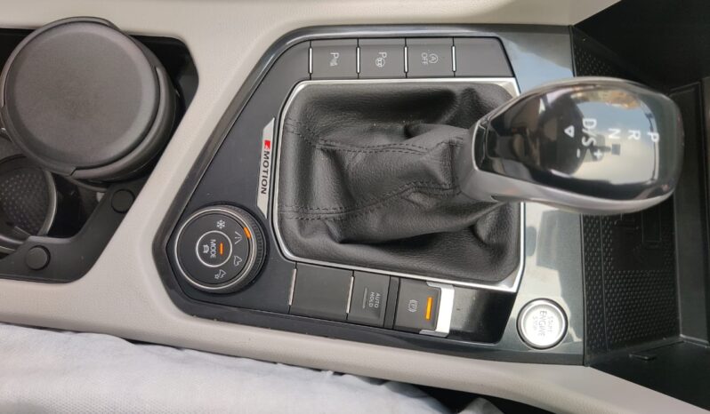 Volkswagen Tiguan 2.0 Tsi Elegance full