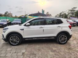 Skoda Kushaq Style 1.0 TSI full