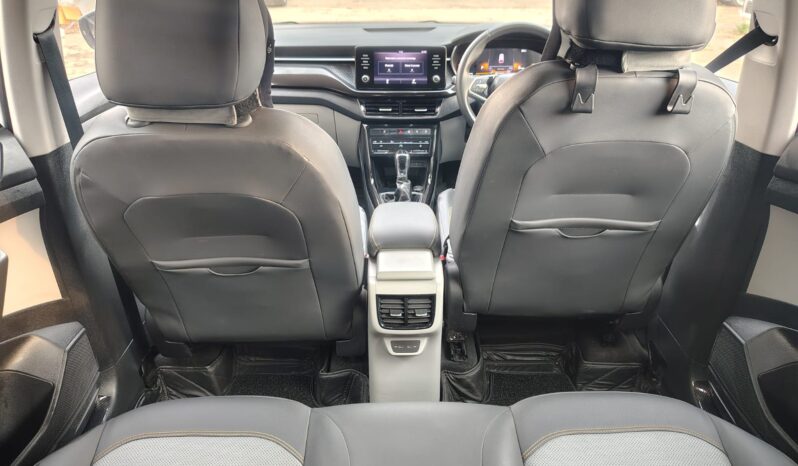 Skoda Kushaq Style 1.0 TSI full